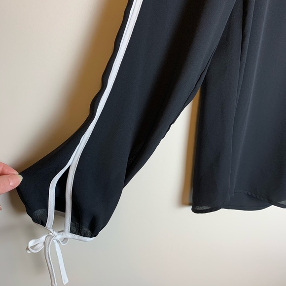 Contrast Trim Black & White Blouse - Picture 7 of 7